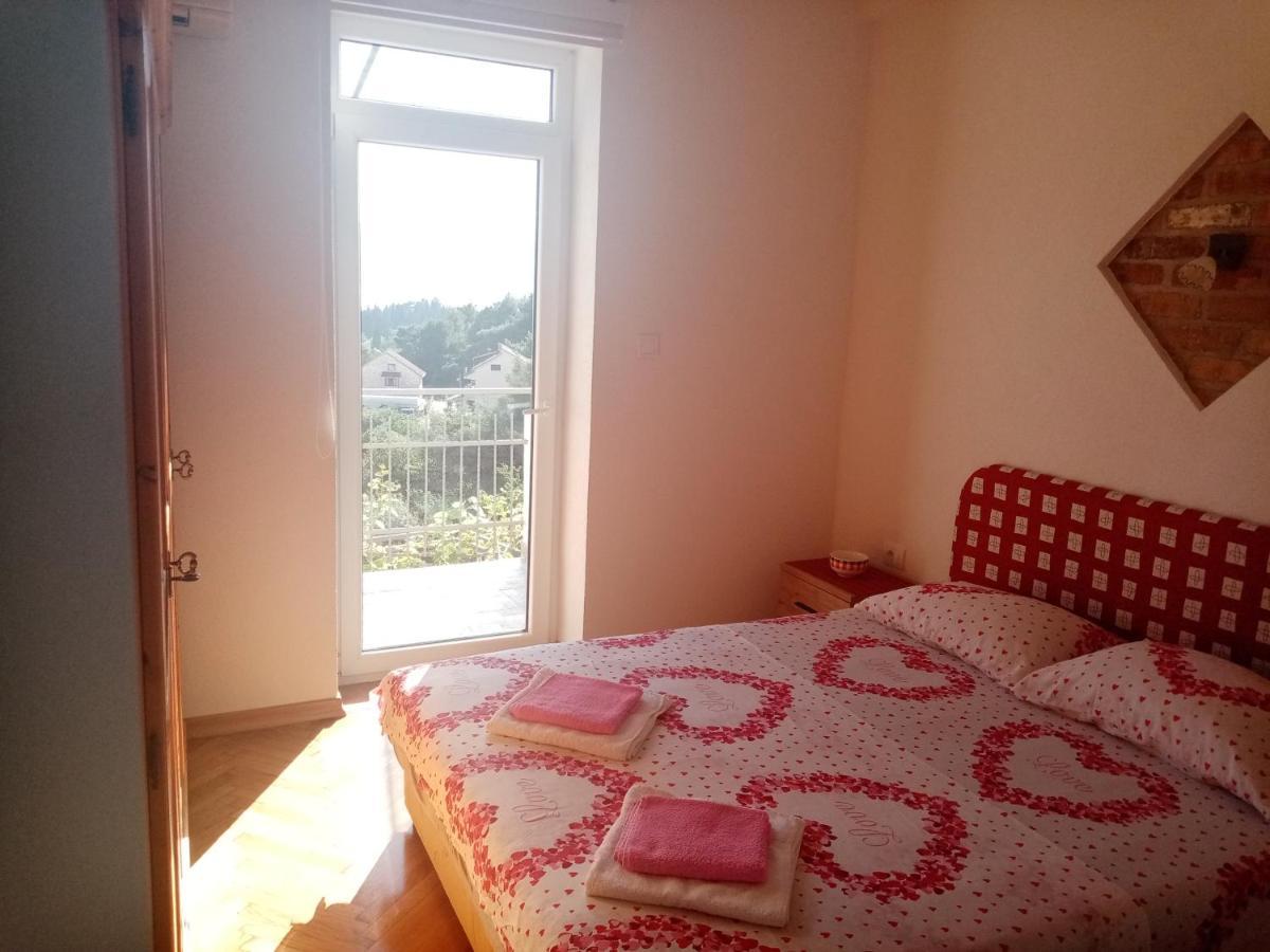 Apartmani Bosco Tivat Exterior photo