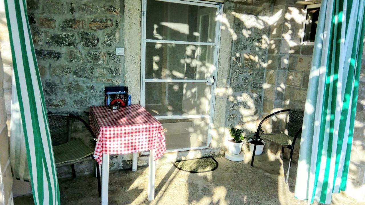 Apartmani Bosco Tivat Exterior photo